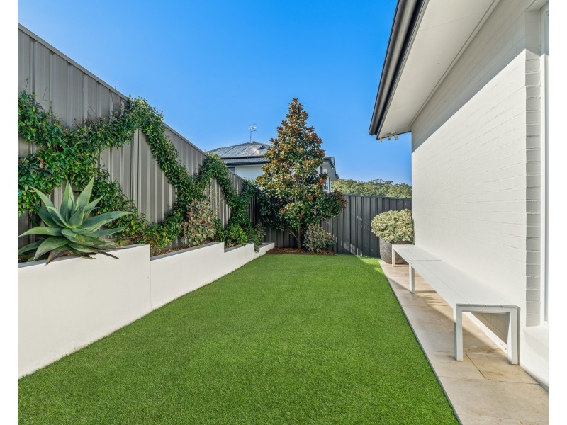 22 Kemp Close, Springfield NSW 2250