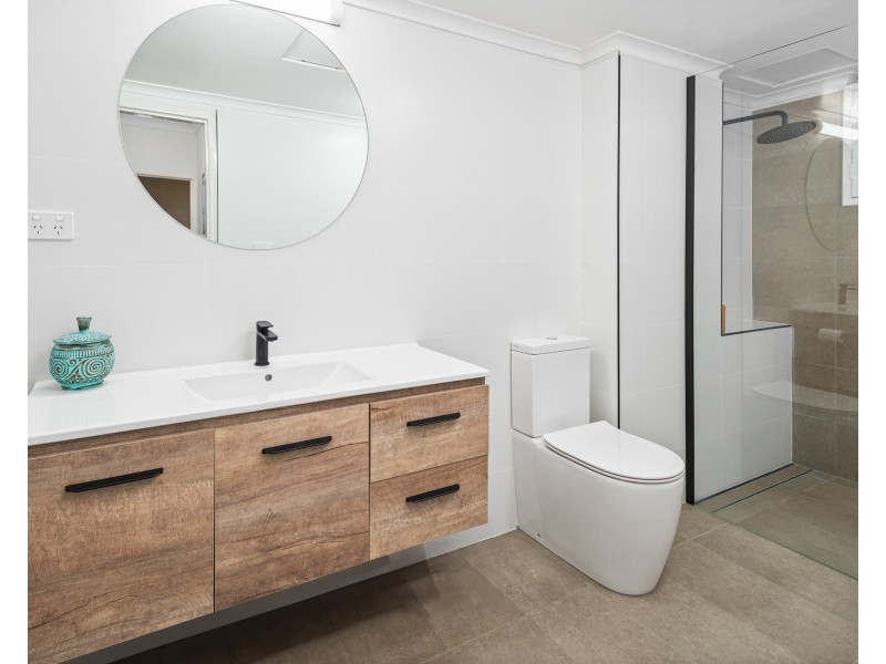 1/62 Beane Street, Gosford NSW 2250