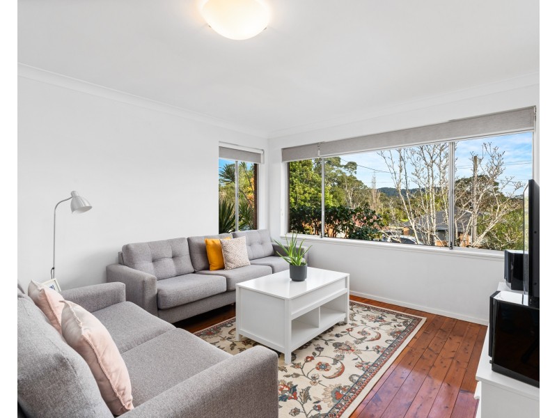 27 Angus Avenue, Wyoming NSW 2250