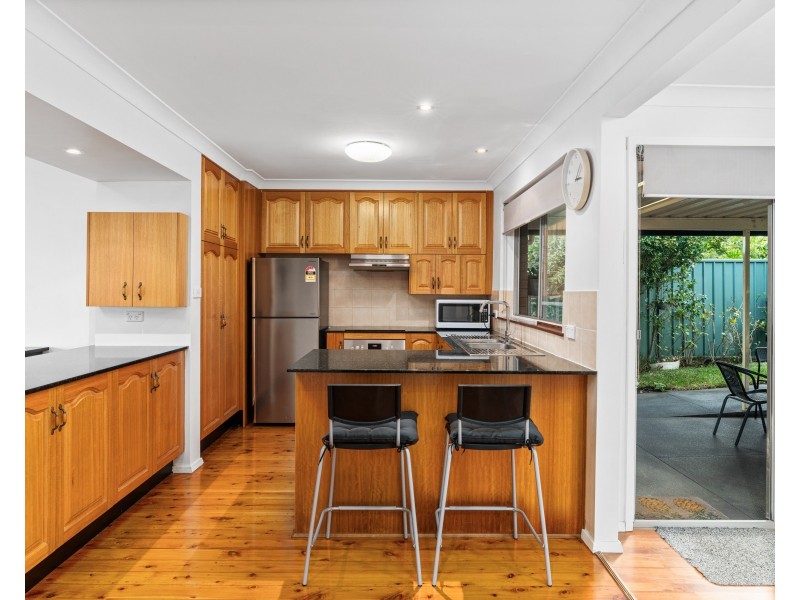 27 Angus Avenue, Wyoming NSW 2250