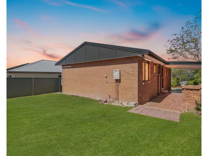 1 Girraween Avenue, Erina NSW 2250
