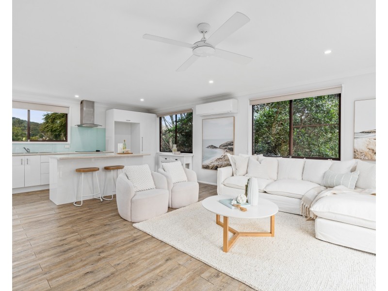 5 Rugby Close, Wyoming NSW 2250