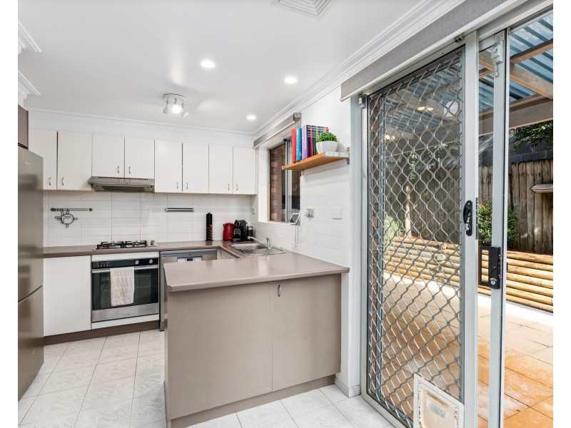 2/12 Duke Street, Point Frederick NSW 2250