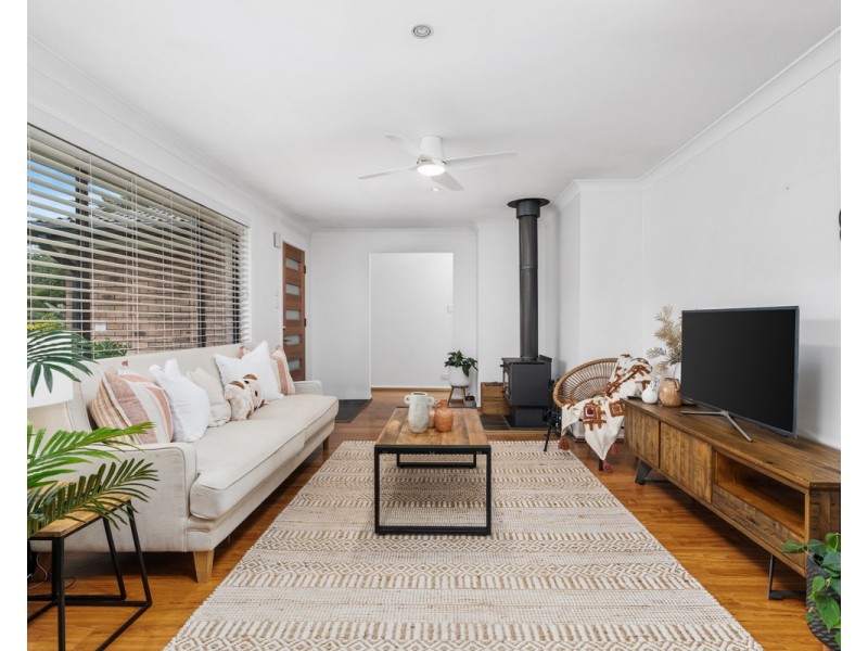 4 Apara Close, Narara NSW 2250