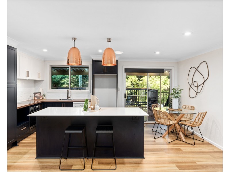 10 Nalkari Avenue, Wyoming NSW 2250