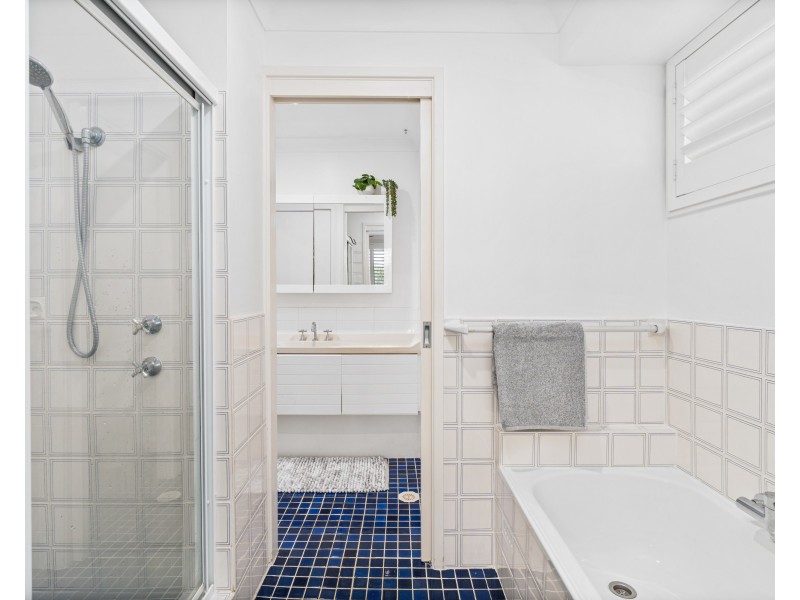 19 MacGregor Street, Wyoming NSW 2250