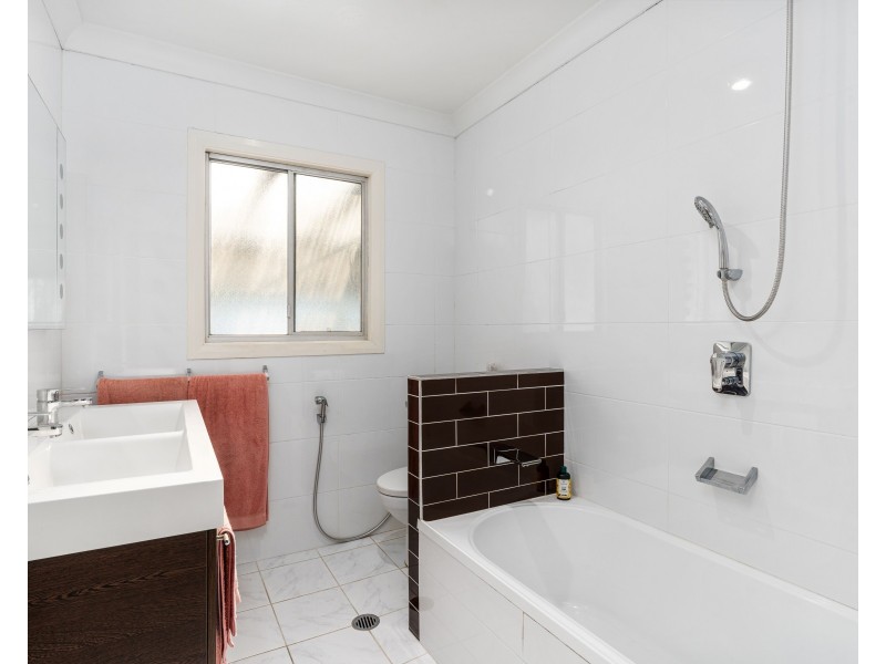 153 Hutton Road, The Entrance North NSW 2261