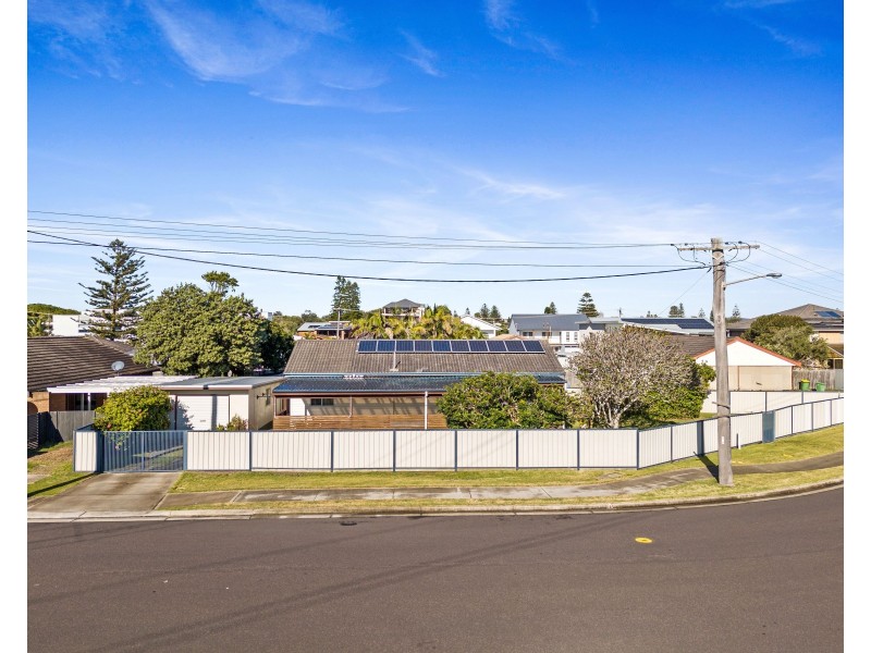 153 Hutton Road, The Entrance North NSW 2261