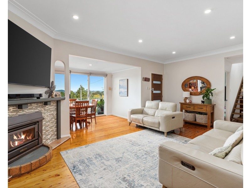 27 Headlam Parade, Springfield NSW 2250