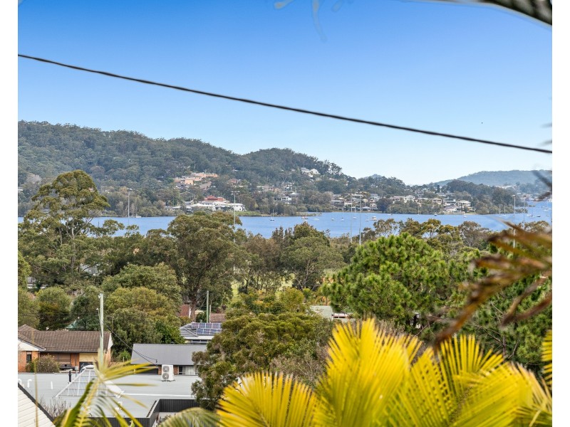 27 Headlam Parade, Springfield NSW 2250