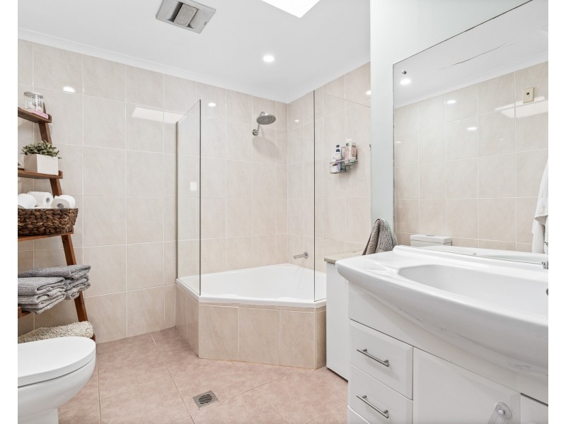 27 Headlam Parade, Springfield NSW 2250