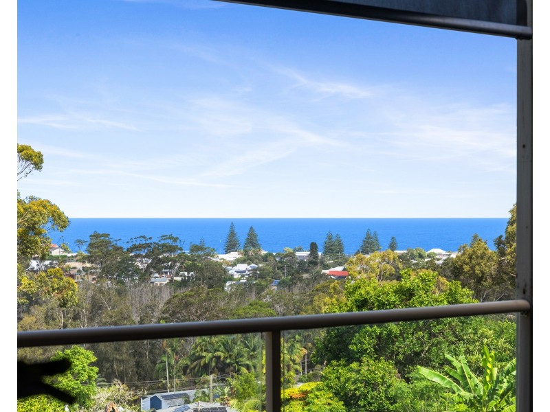 98 Bradleys Road, North Avoca NSW 2260