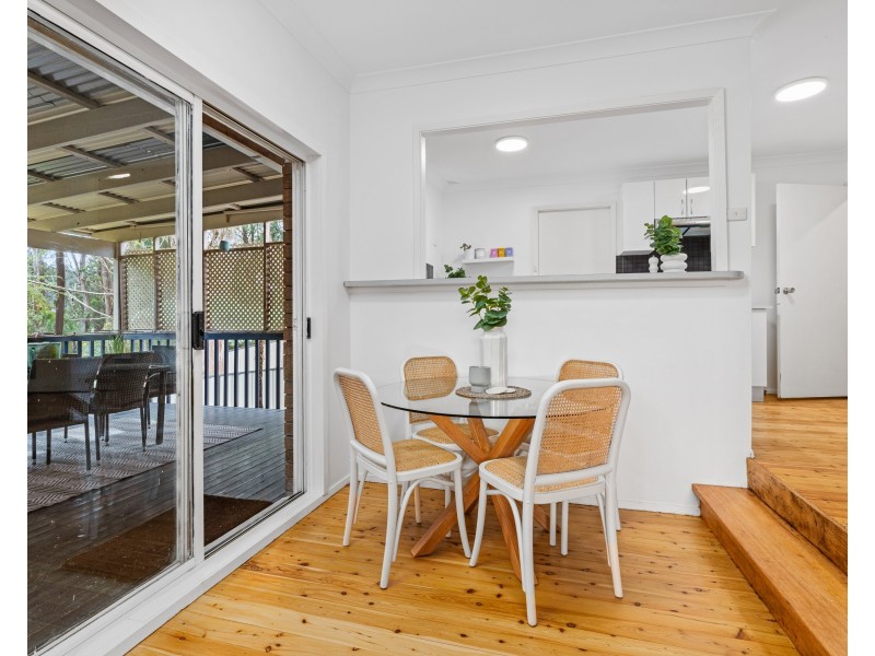 15 Mindaree Avenue, Wyoming NSW 2250