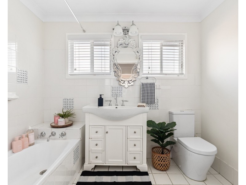 65 Berrys Head Road, Narara NSW 2250