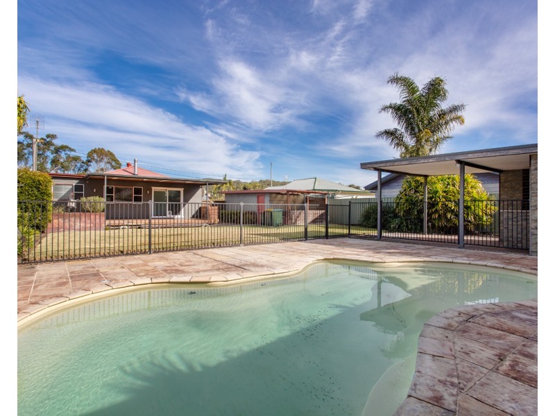 21 Yates Road, Ourimbah NSW 2258