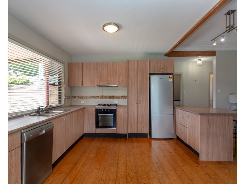 21 Yates Road, Ourimbah NSW 2258