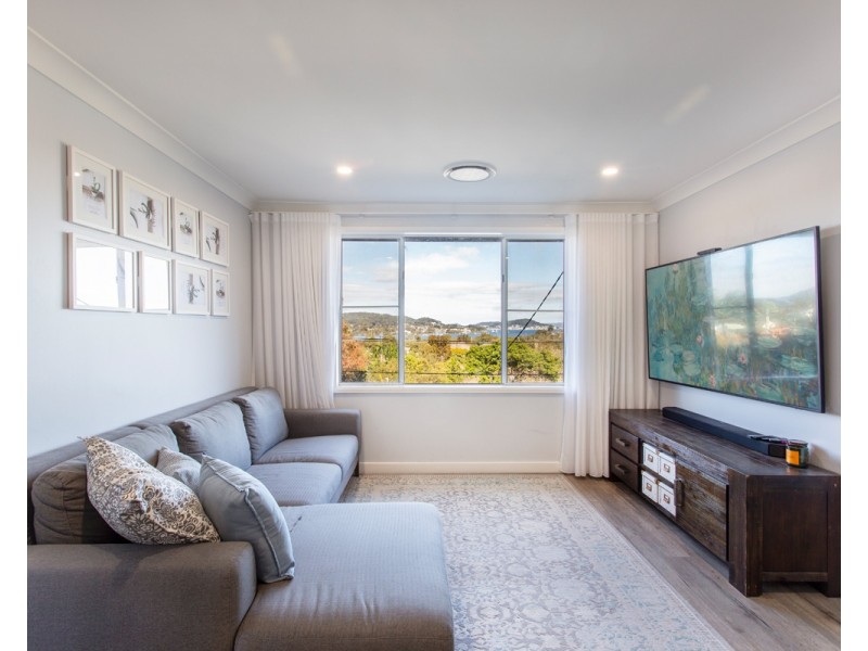 37 Headlam Parade, Springfield NSW 2250