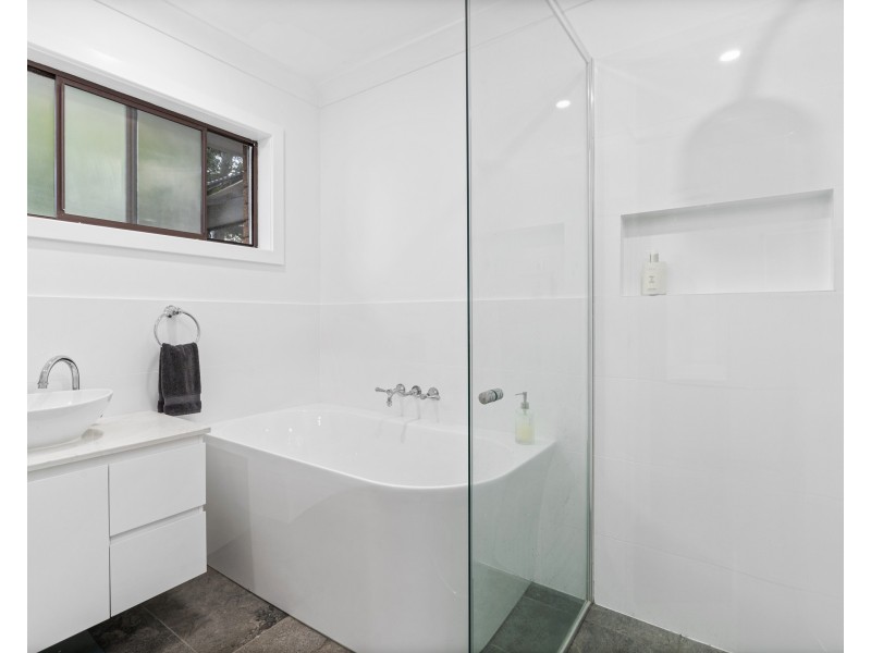 21 Narara Crescent, Narara NSW 2250