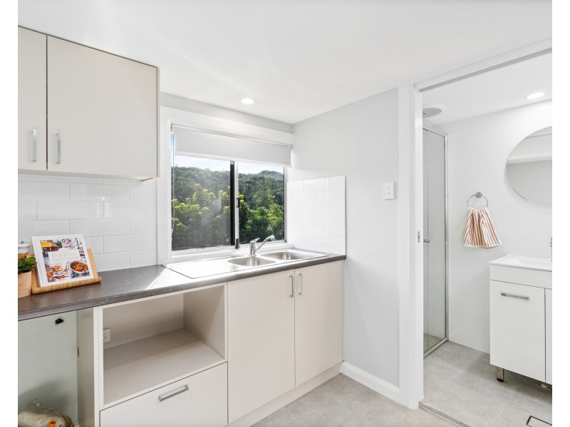 101 Maidens Brush Road, Wyoming NSW 2250