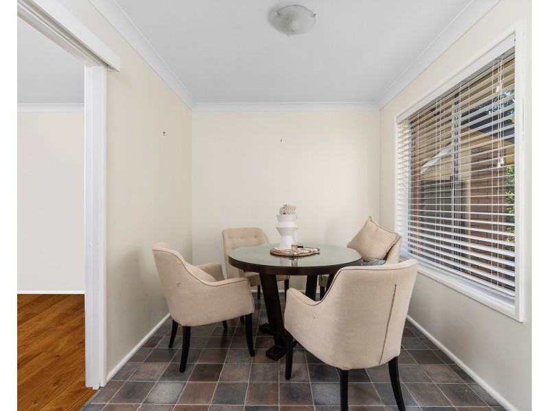 12 Veronica Crescent, Wyoming NSW 2250