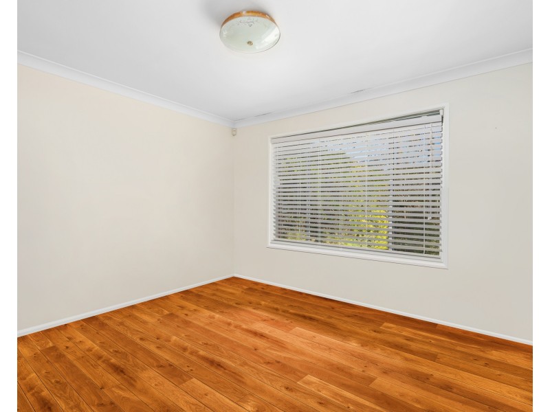 12 Veronica Crescent, Wyoming NSW 2250