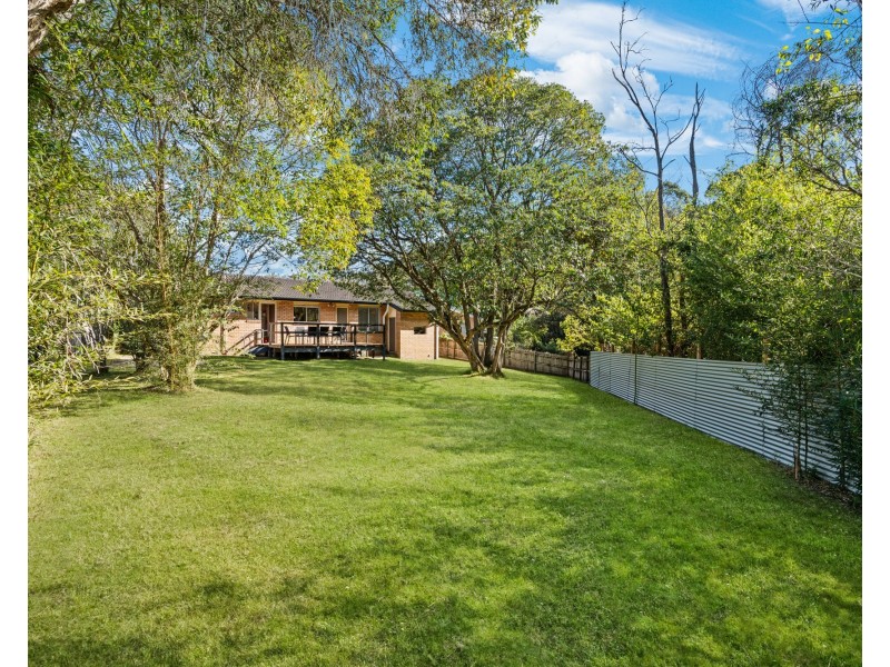 12 Veronica Crescent, Wyoming NSW 2250