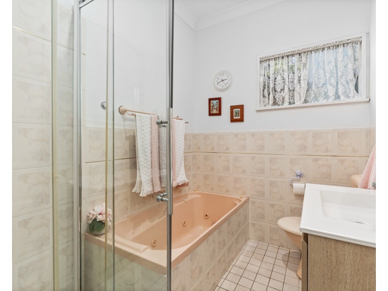 21 Berrys Head Road, Narara NSW 2250