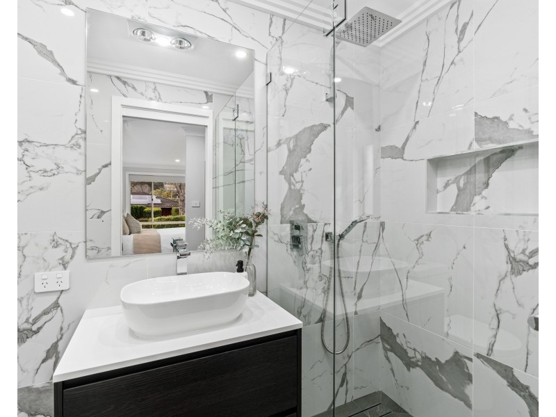 16 Carlson Avenue, Wyoming NSW 2250