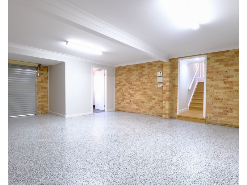 16 Carlson Avenue, Wyoming NSW 2250