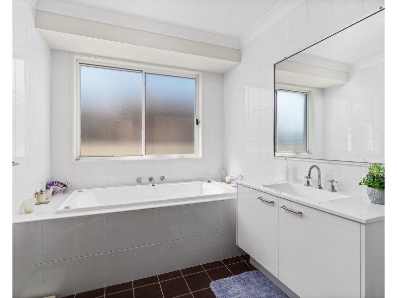 36 Manly Parade, The Entrance North NSW 2261