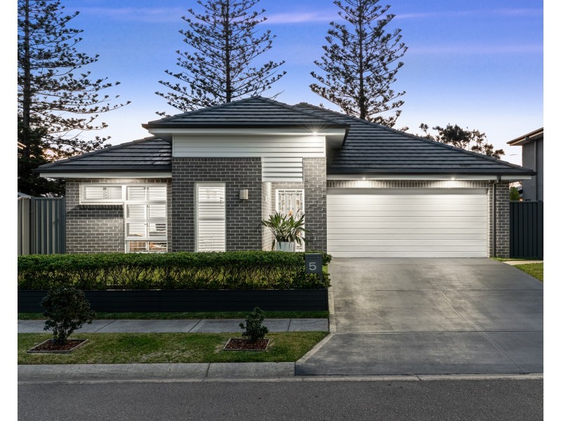 5 Yellawa Close, The Entrance North NSW 2261