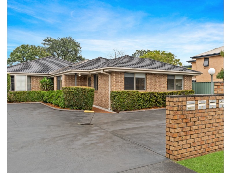 1/28 Victoria Street, East Gosford NSW 2250