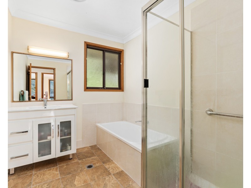 19 Woodview Road, Springfield NSW 2250