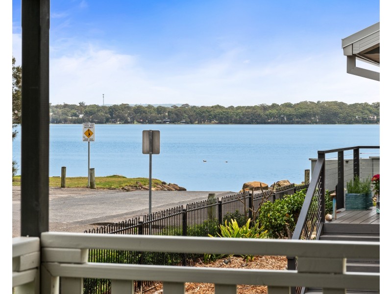 2a Narambi Road, Buff Point NSW 2262