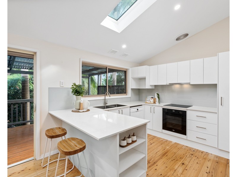 128 Berrys Head Road, Wyoming NSW 2250