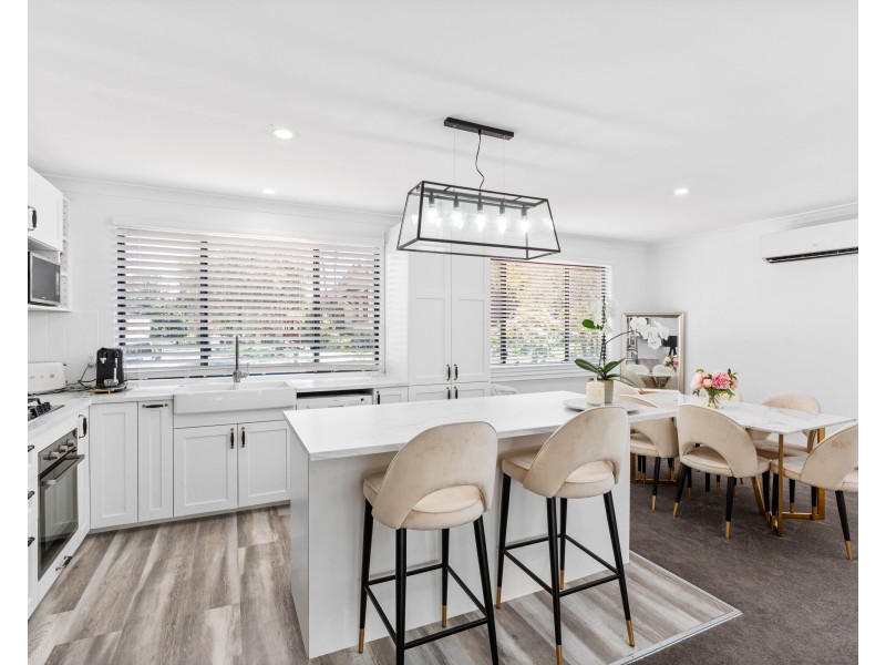 4/4 Broadview Avenue, Gosford NSW 2250