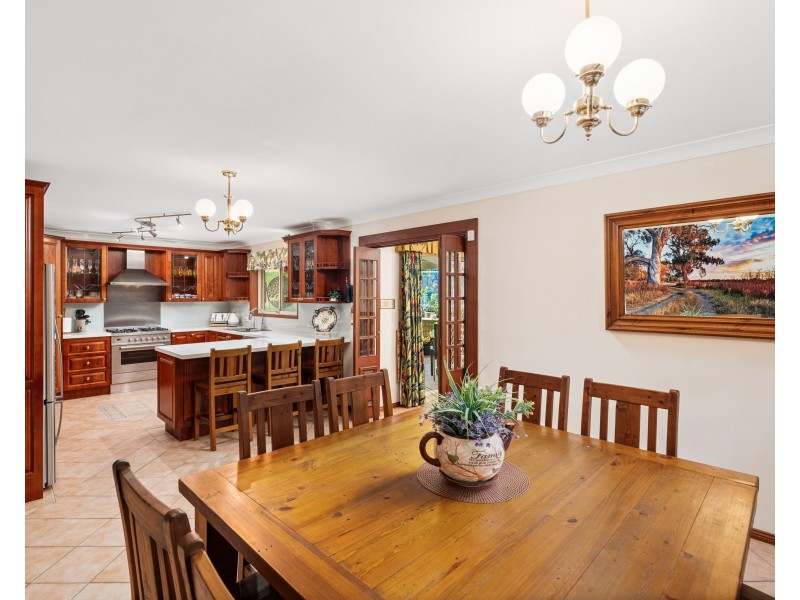 12 Robusta Close, Erina NSW 2250