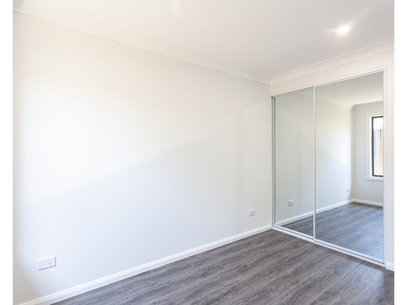 5a Bottlebrush Close, Wyoming NSW 2250