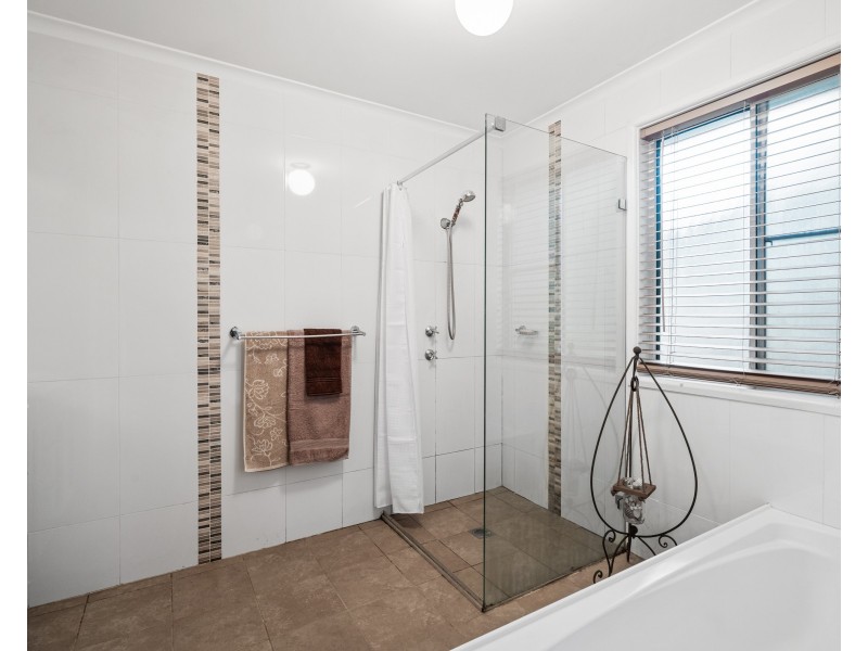 33 Alison Road, Springfield NSW 2250