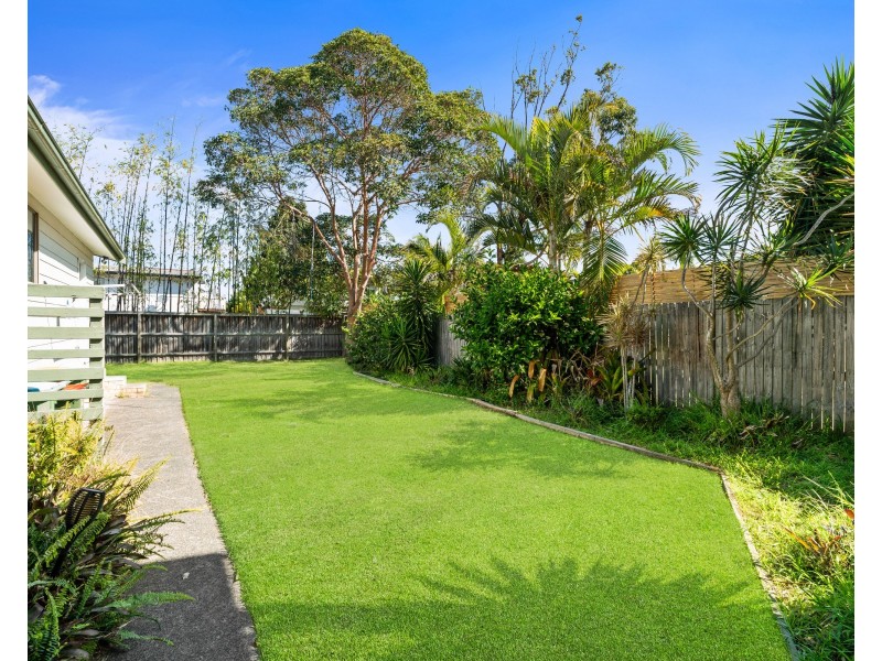 9 Bondi Road, The Entrance North NSW 2261