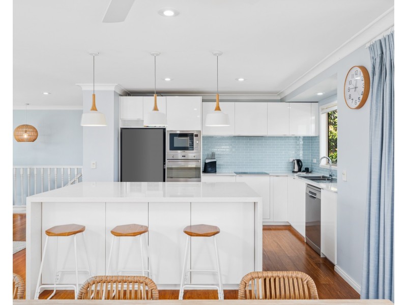 9 Bondi Road, The Entrance North NSW 2261