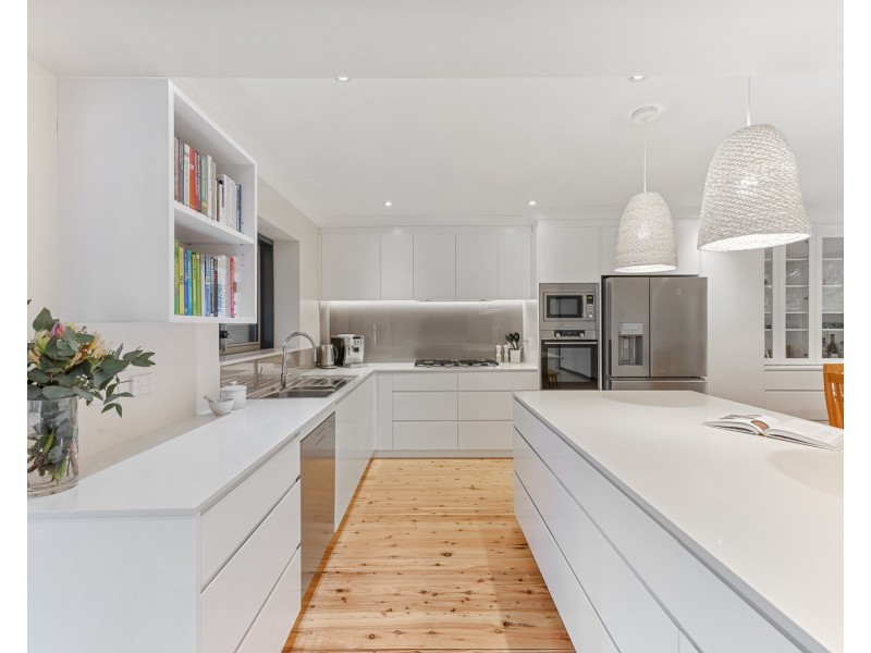55 Easter Parade, North Avoca NSW 2260