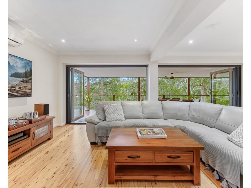 55 Easter Parade, North Avoca NSW 2260