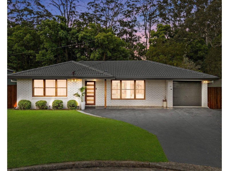 15 Unwin Close, Narara NSW 2250