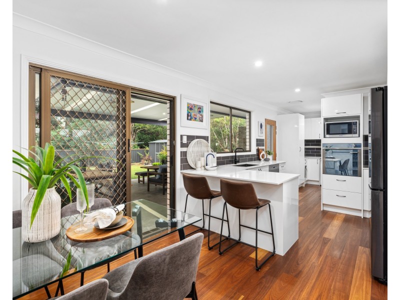 15 Unwin Close, Narara NSW 2250