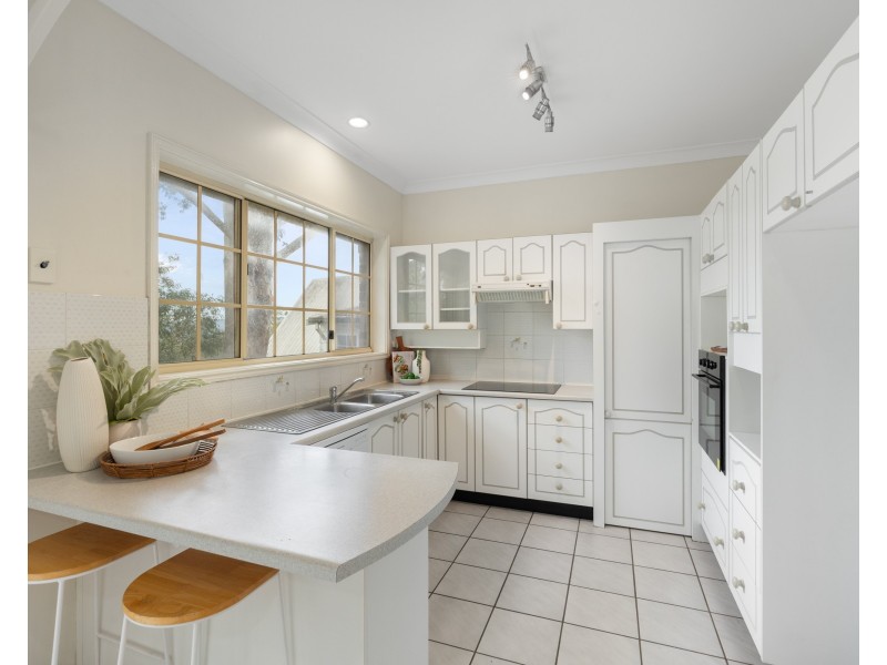 3 Gregory Street, Wyoming NSW 2250