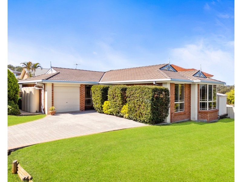 2 Cypress Close, Springfield NSW 2250