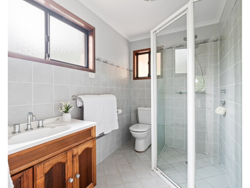 4 Sherston Close, Niagara Park NSW 2250