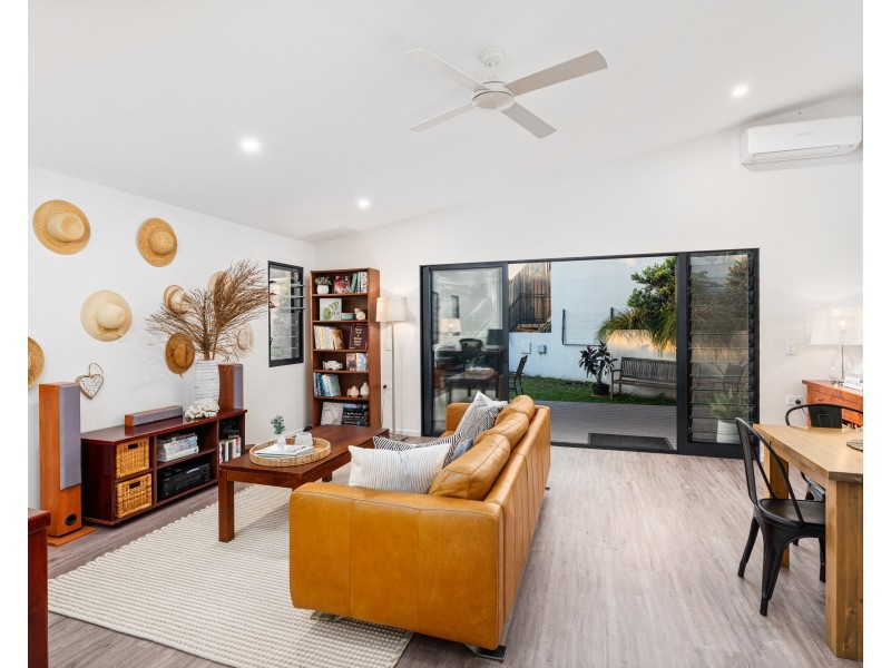 5/13 Caldwell Close, Green Point NSW 2251