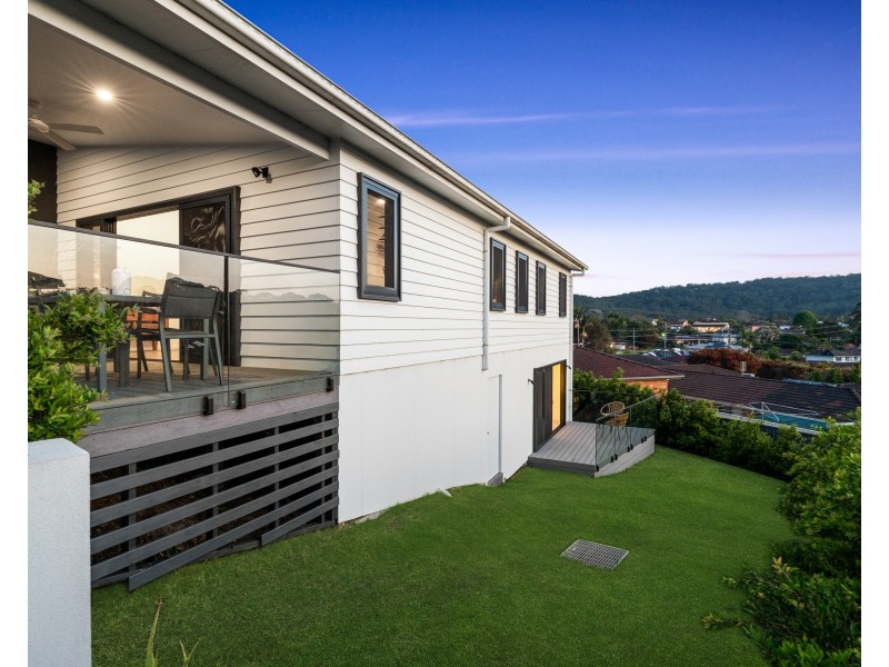 5/13 Caldwell Close, Green Point NSW 2251